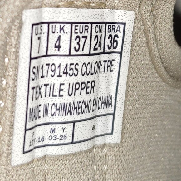 Skechers Thong Sandals Size 7 Cream Pink - Picture 2 of 6